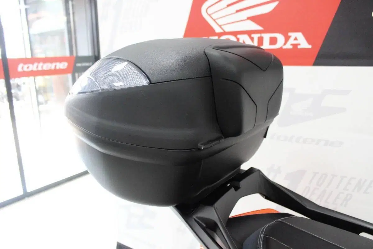Yamaha X-Max 400 ABS (2017 - 20) (5)