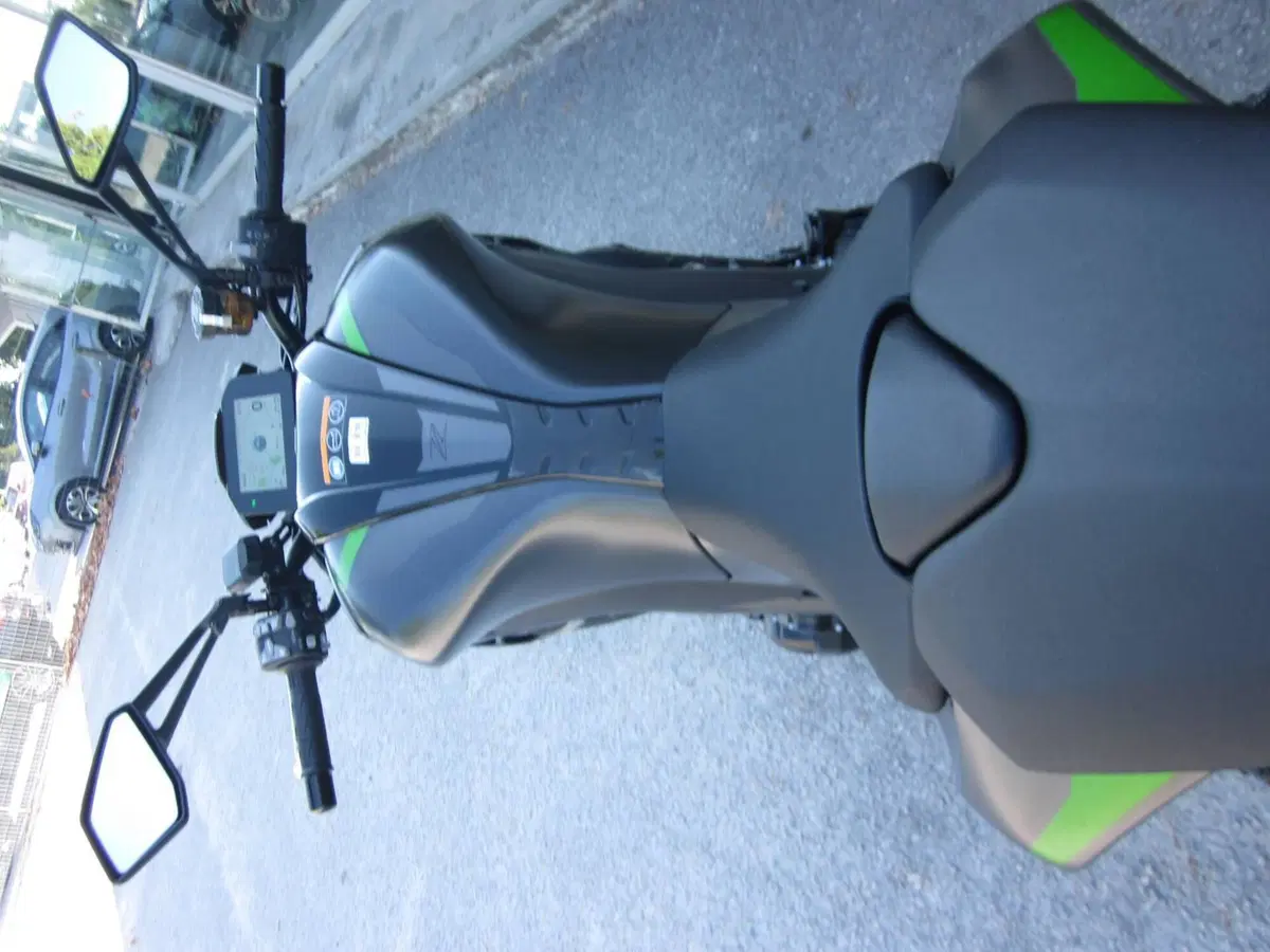Kawasaki Z 1100 SE (2026) (5)