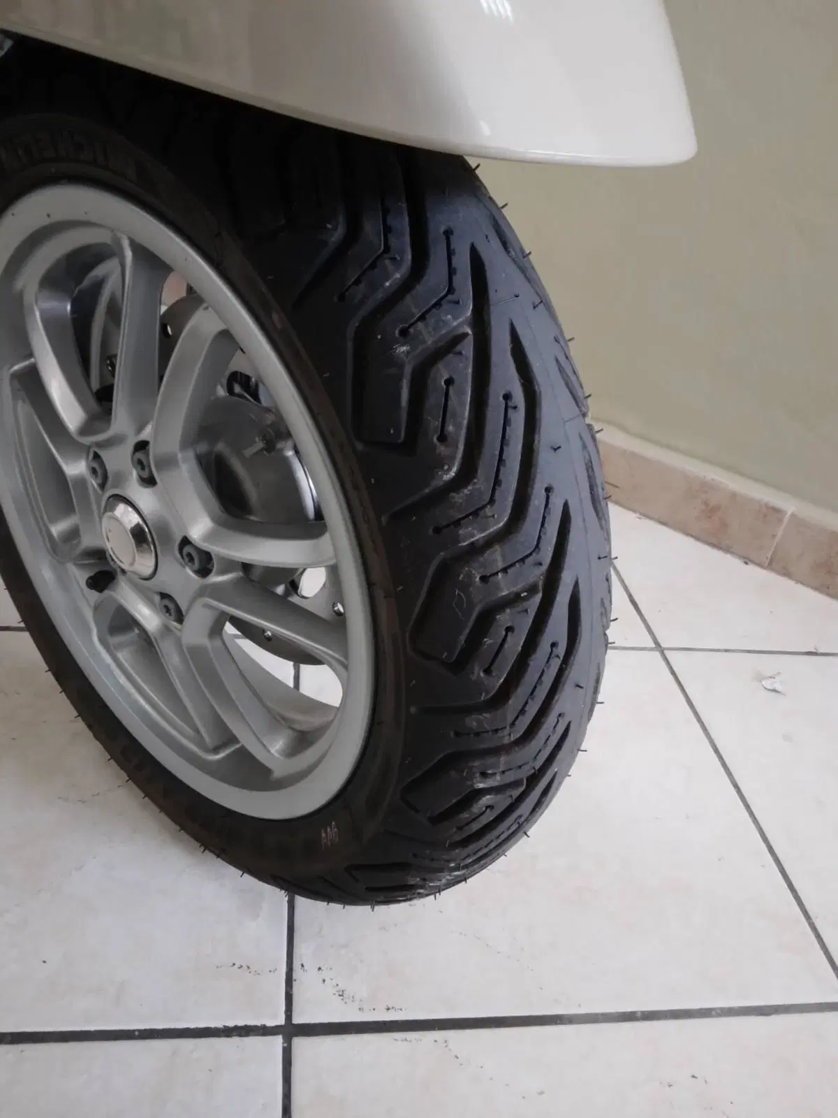 Vespa GTS 125 (2021 - 24) (5)
