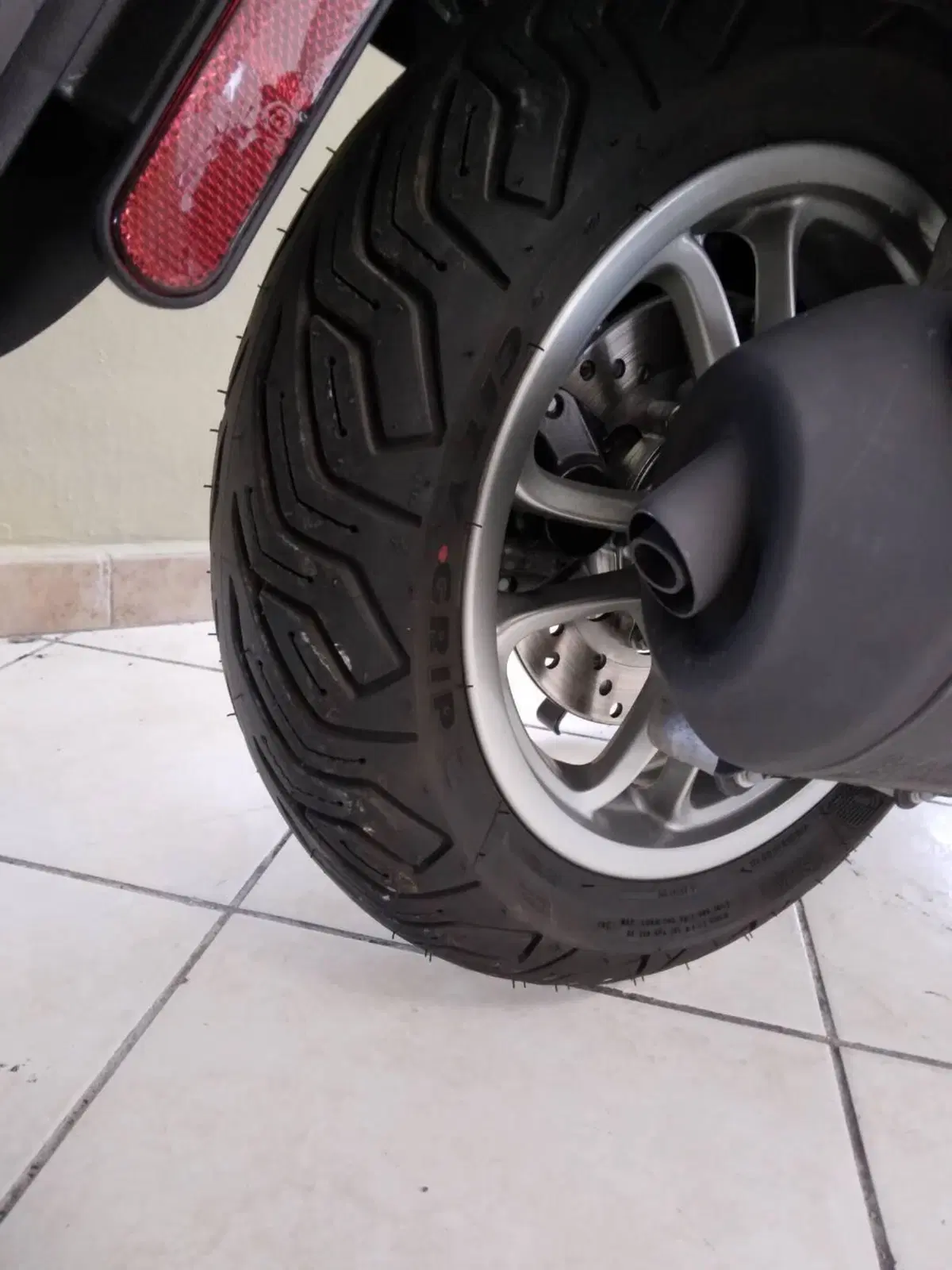 Vespa GTS 125 (2021 - 24) (6)