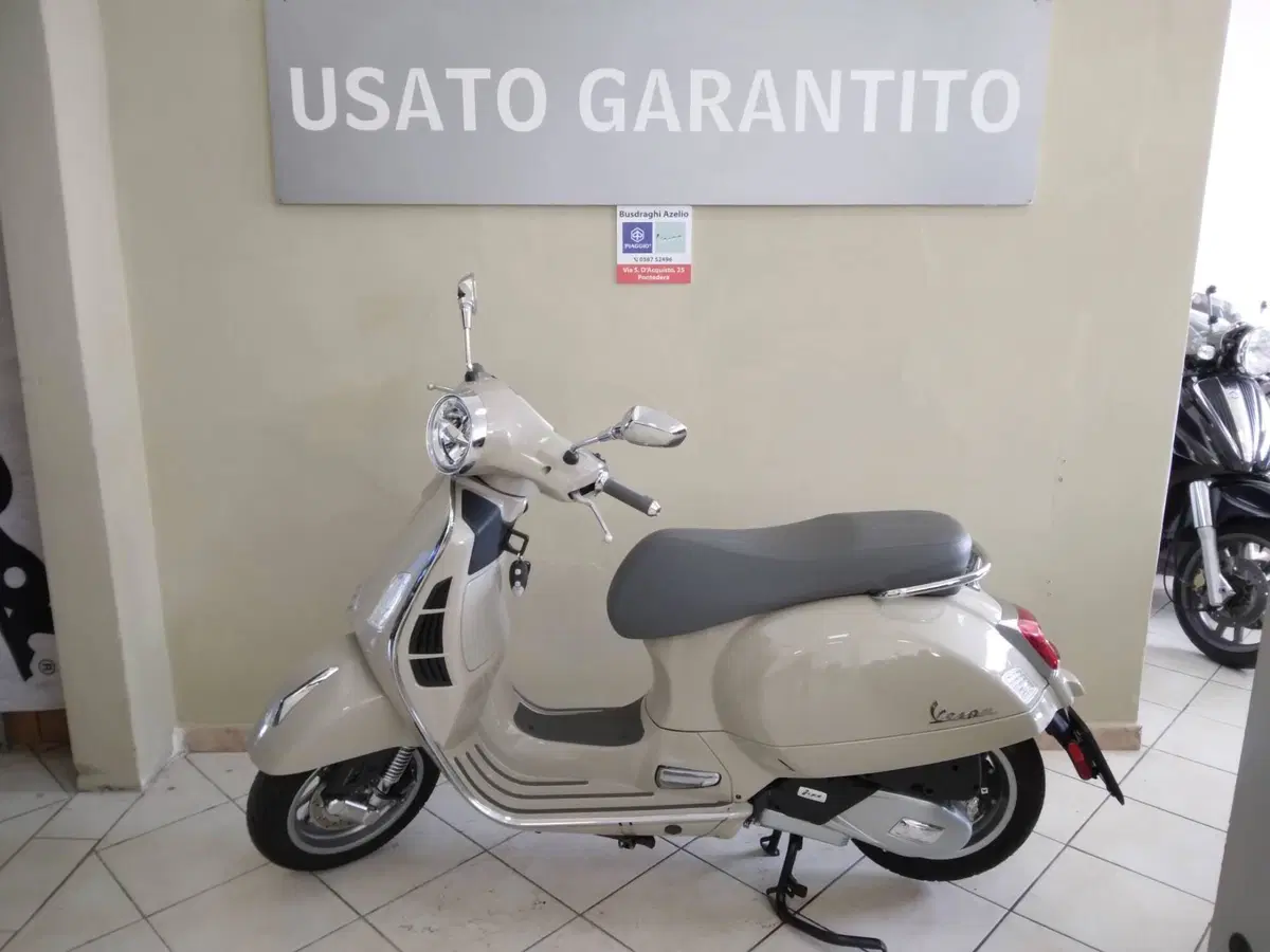 Vespa GTS 125 (2021 - 24) (2)