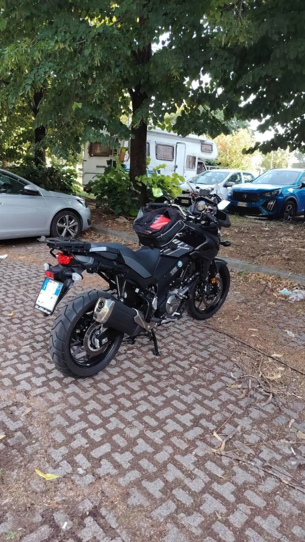 Suzuki V-Strom 650 (2021 - 25) (2)