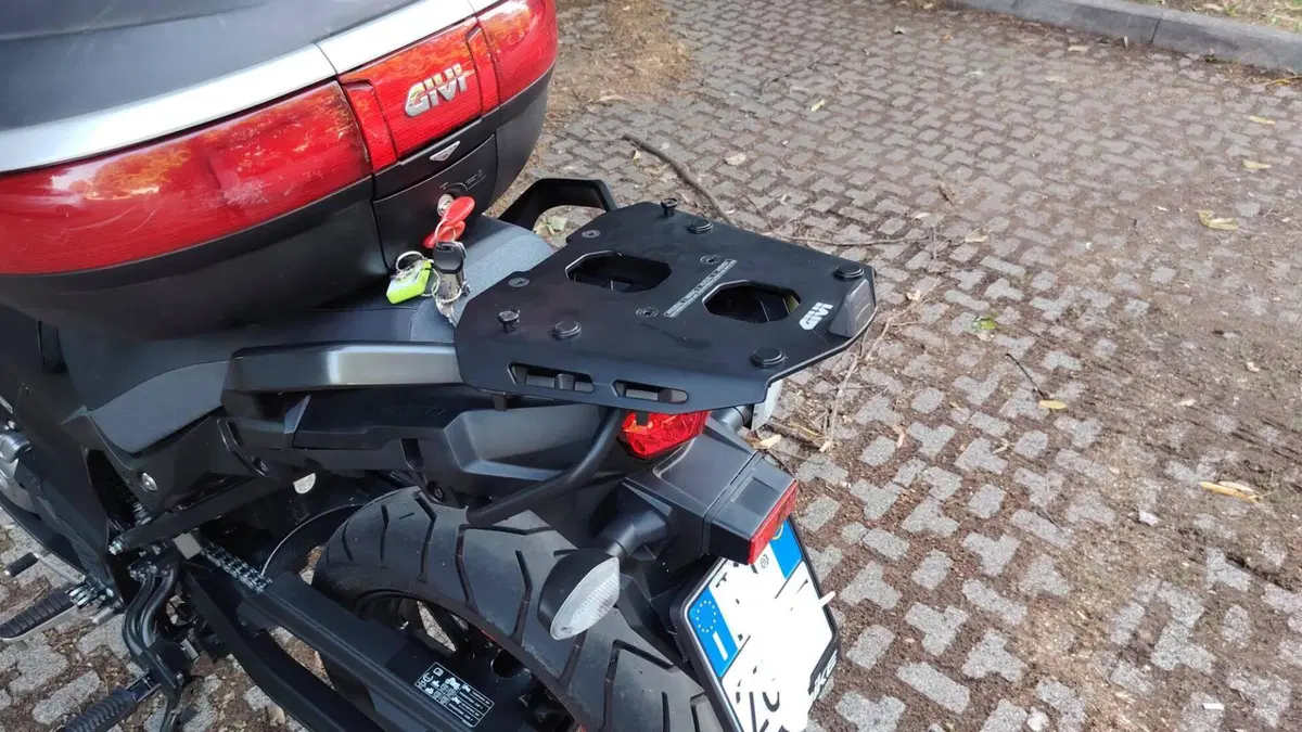 Suzuki V-Strom 650 (2021 - 25) (3)
