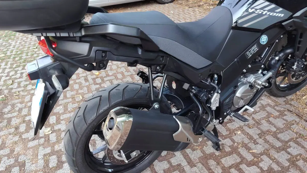 Suzuki V-Strom 650 (2021 - 25) (10)