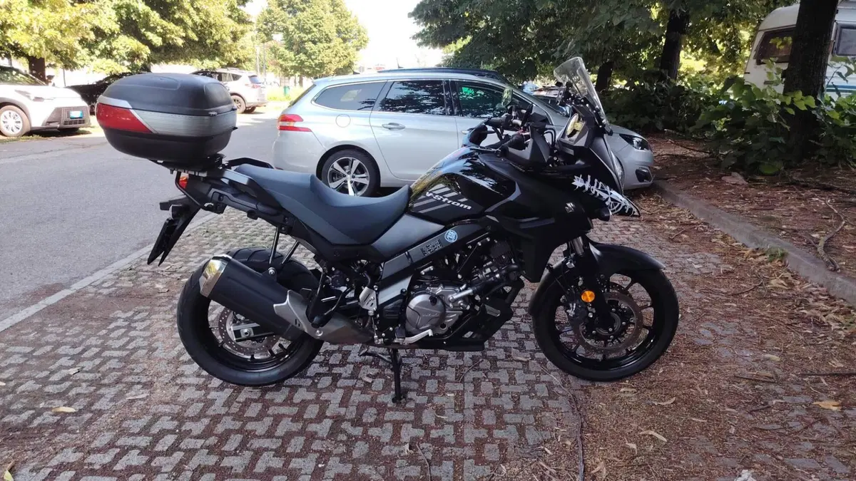 Suzuki V-Strom 650 (2021 - 25) (13)