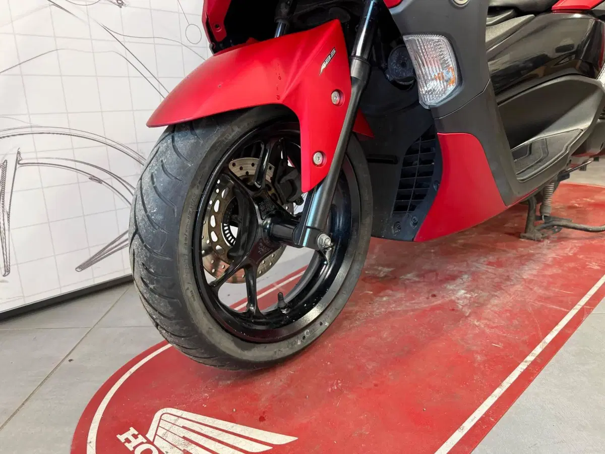 Yamaha N-Max 125 (2021 - 24) (10)