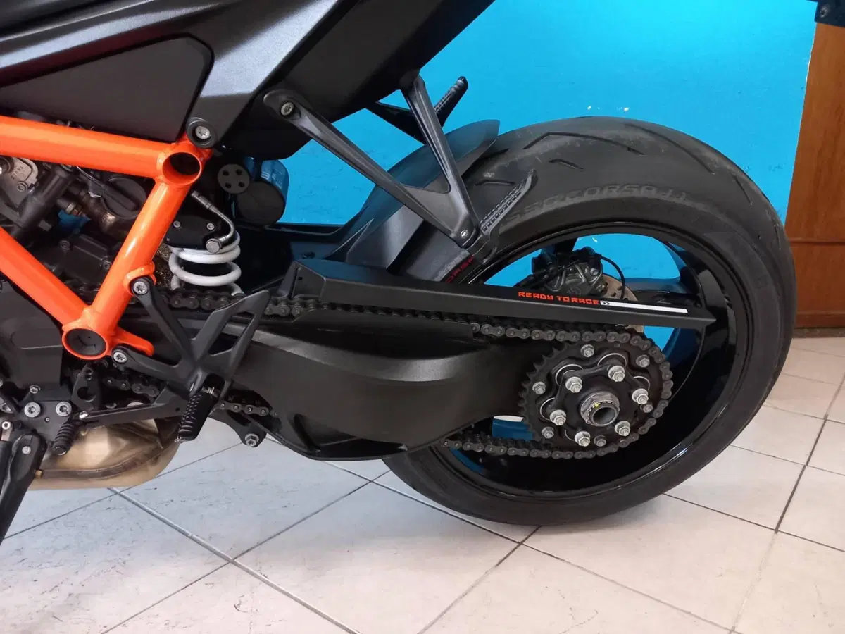 KTM 1390 Super Duke R EVO (2024 - 26) (11)