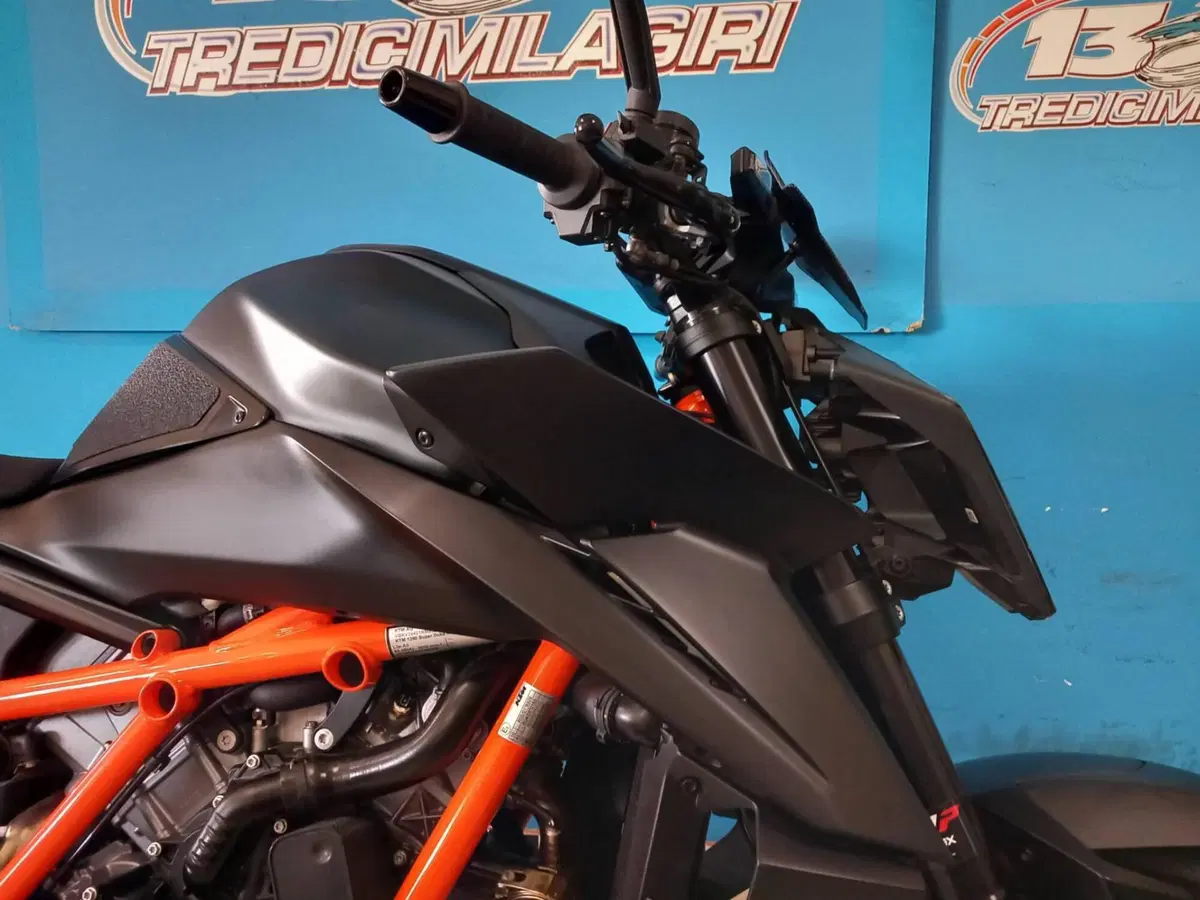 KTM 1390 Super Duke R EVO (2024 - 26) (16)