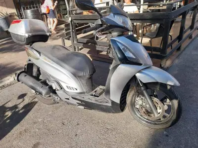 Kymco People 300i GT ABS (2010 - 17) usata