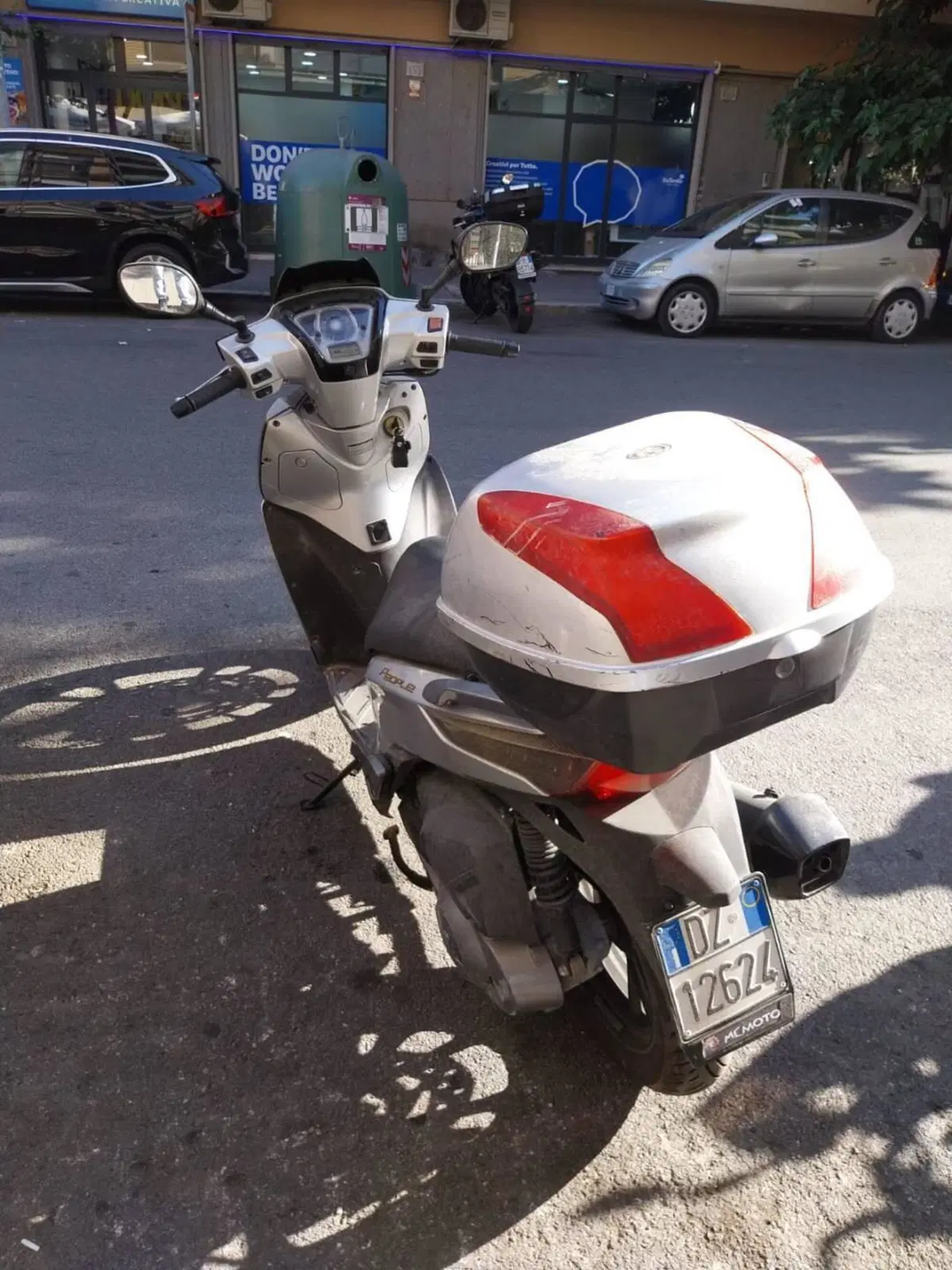 Kymco People 300i GT ABS (2010 - 17) (3)