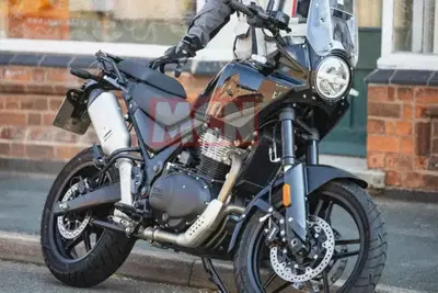 Royal Enfield Himalayan 750, ci siamo quasi: la versione definitiva &egrave; gi&agrave; su strada verso EICMA 2026