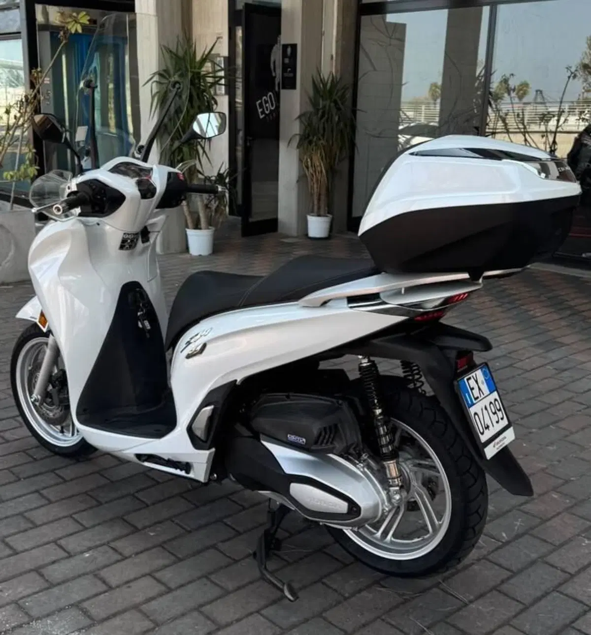 Honda SH 350 (2021 - 24) (3)