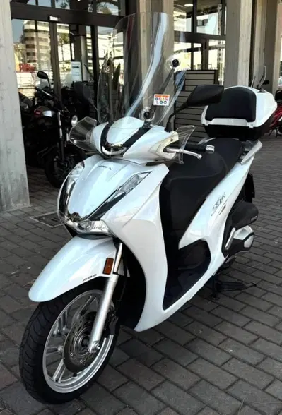 Honda SH 350 (2021 - 24) usata