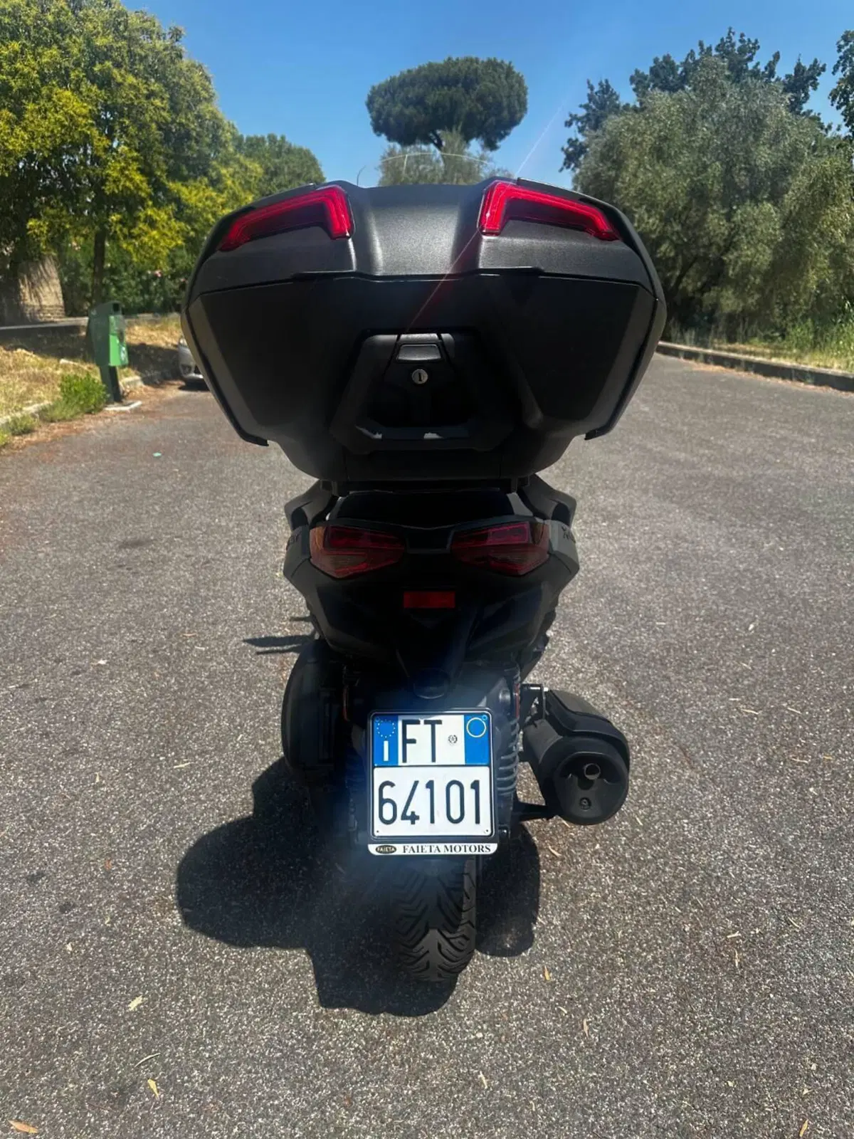 Yamaha X-Max 300 (2025 - 26) (2)