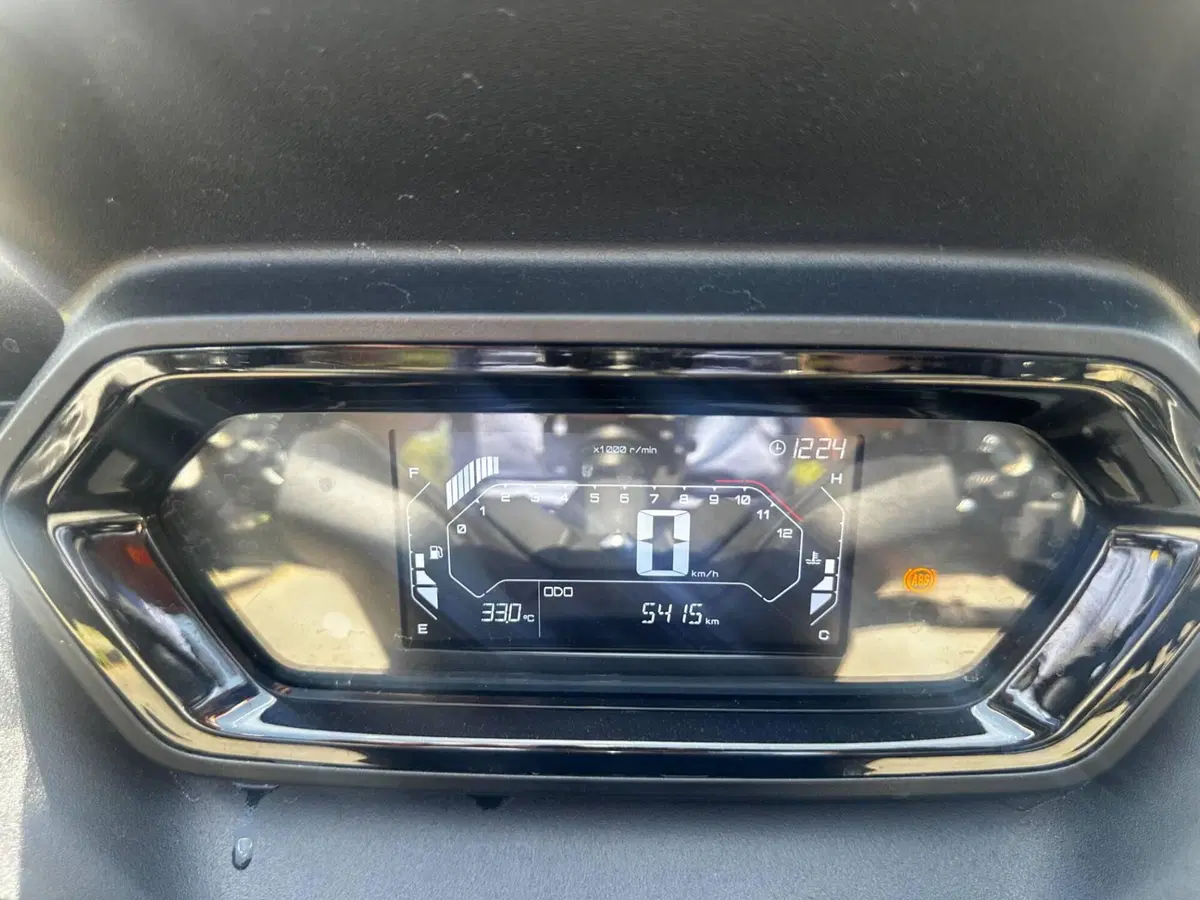 Yamaha X-Max 300 (2025 - 26) (5)