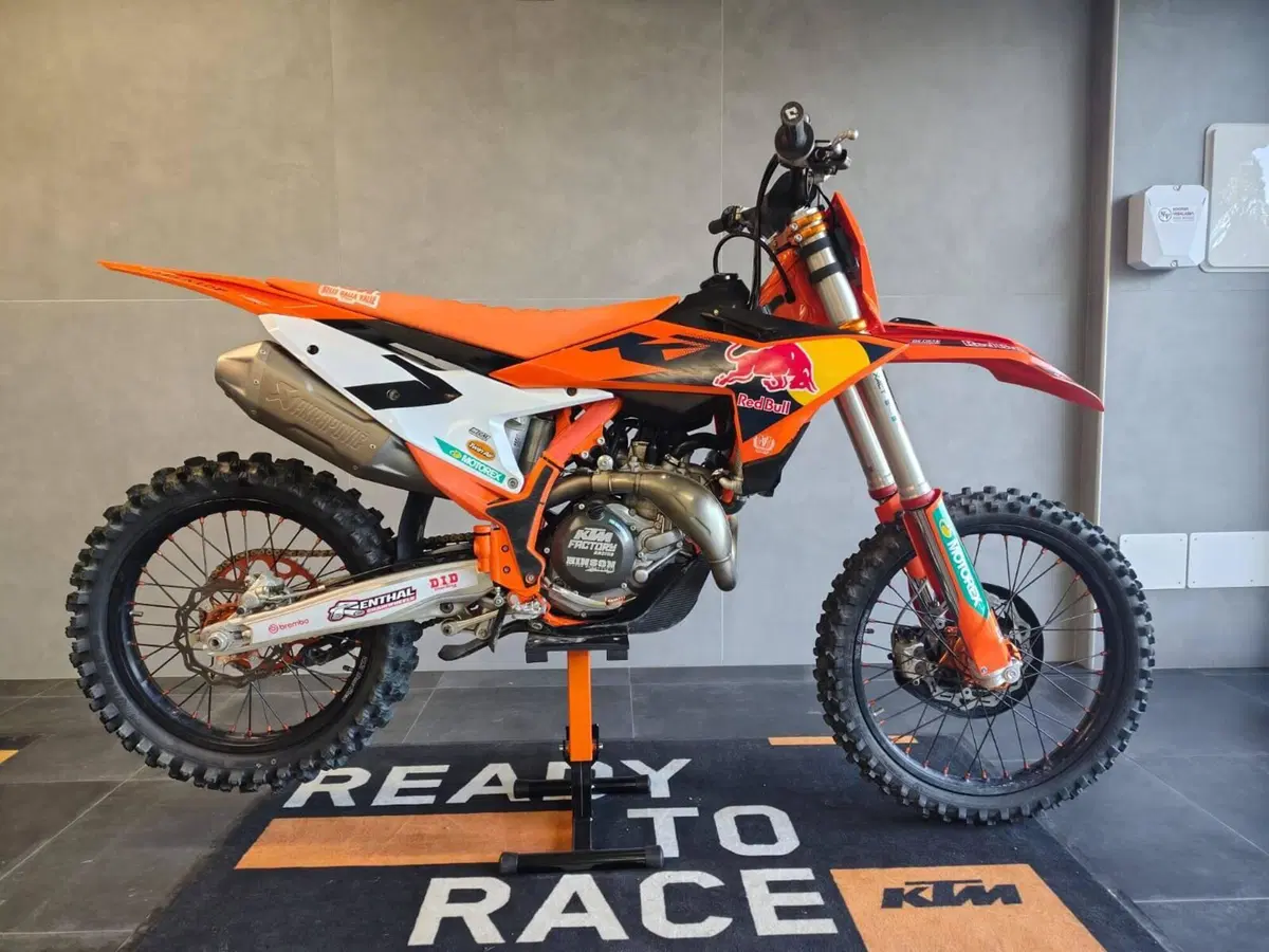 KTM 450 SX-F Factory Edition (2024)