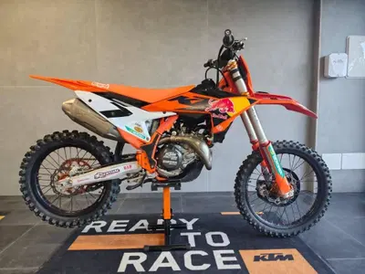 KTM 450 SX-F Factory Edition (2024) usata