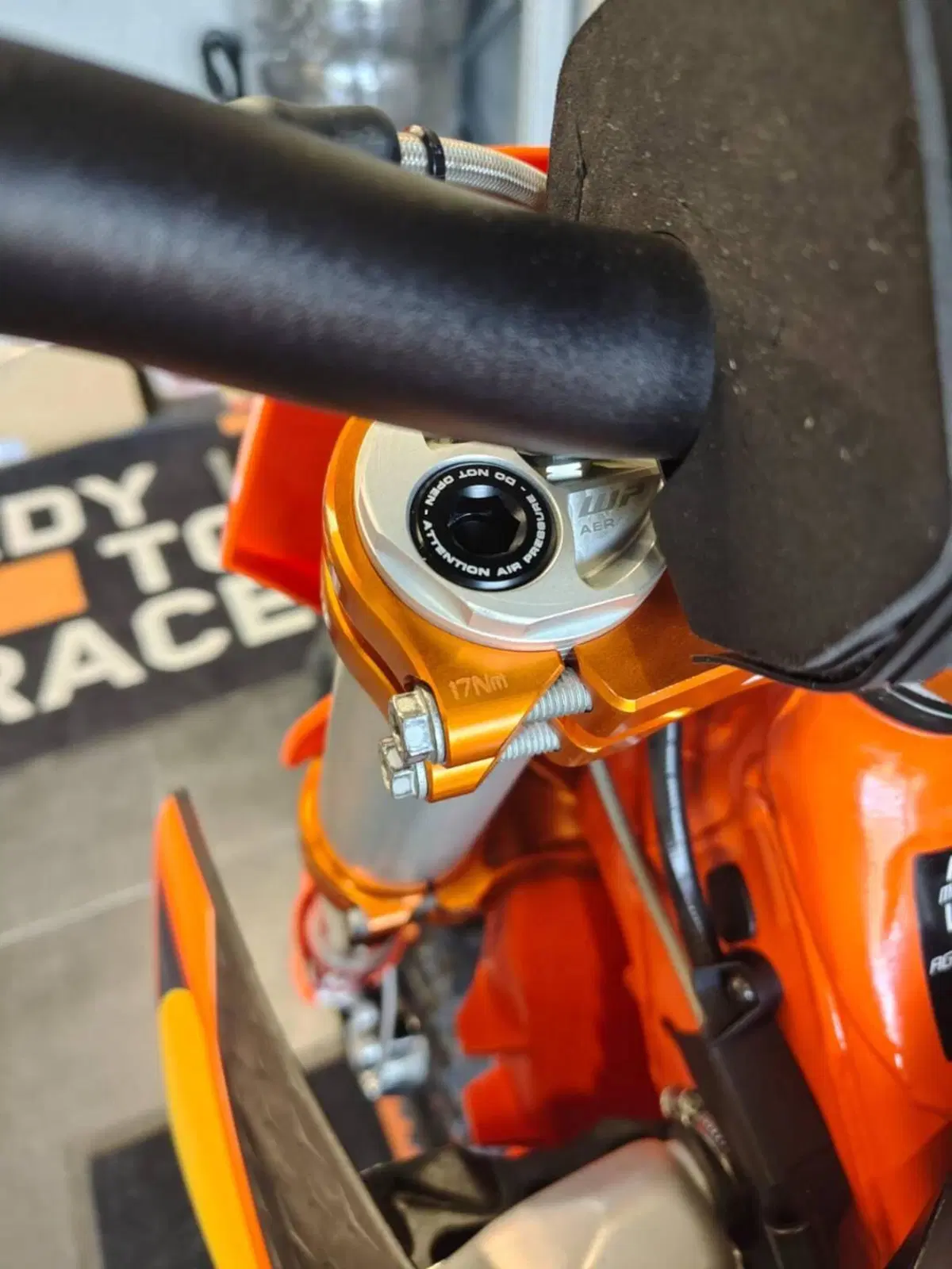 KTM 450 SX-F Factory Edition (2024) (4)