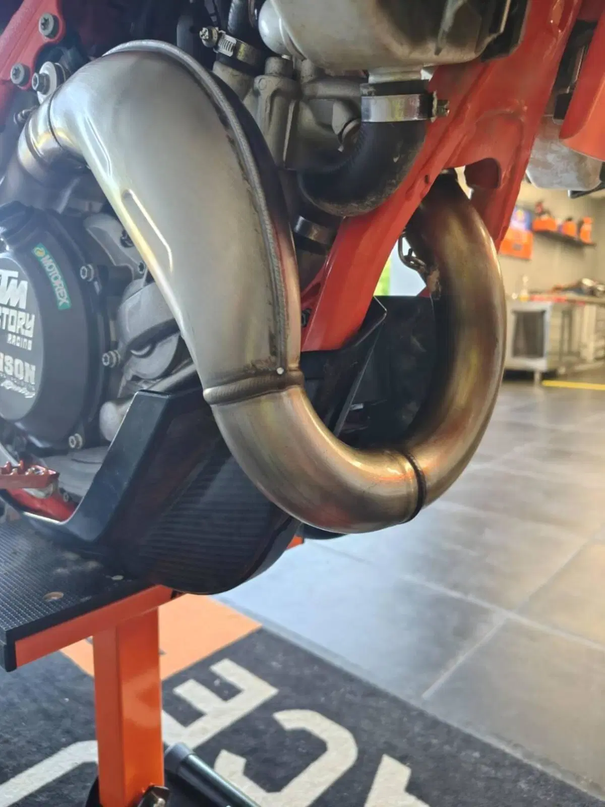 KTM 450 SX-F Factory Edition (2024) (10)