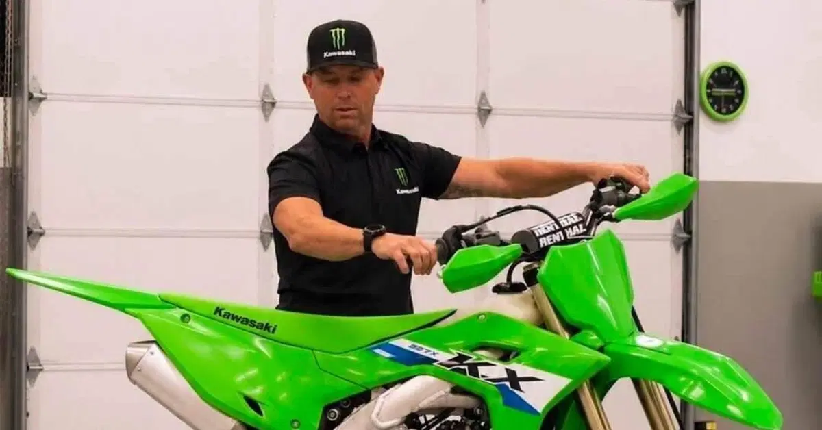 Ma quindi la Kawasaki KX 327 esiste davvero e suona cos&igrave; [VIDEO]
