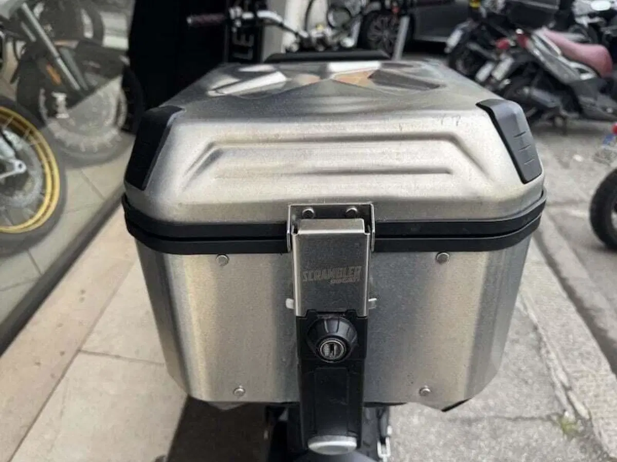 Ducati Scrambler 800 Icon Dark (2020) (16)