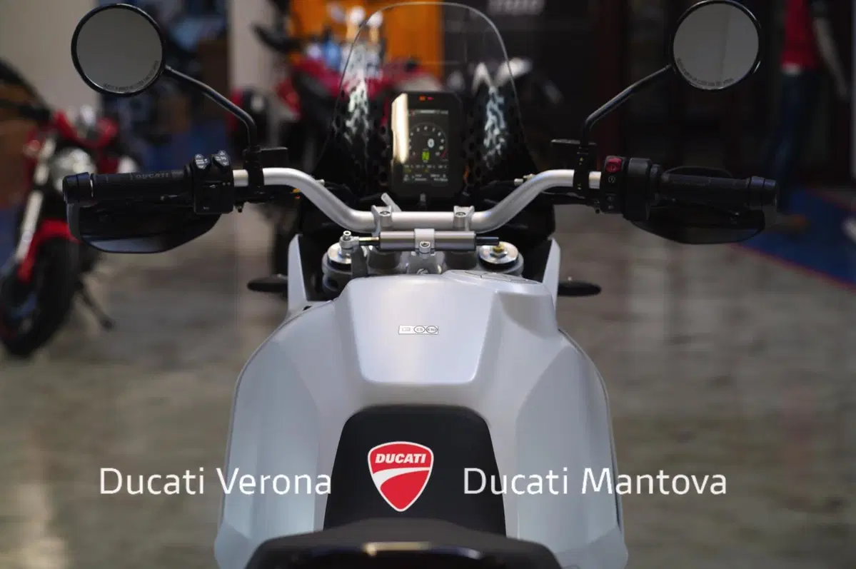 Ducati DesertX (2022 - 25) (8)