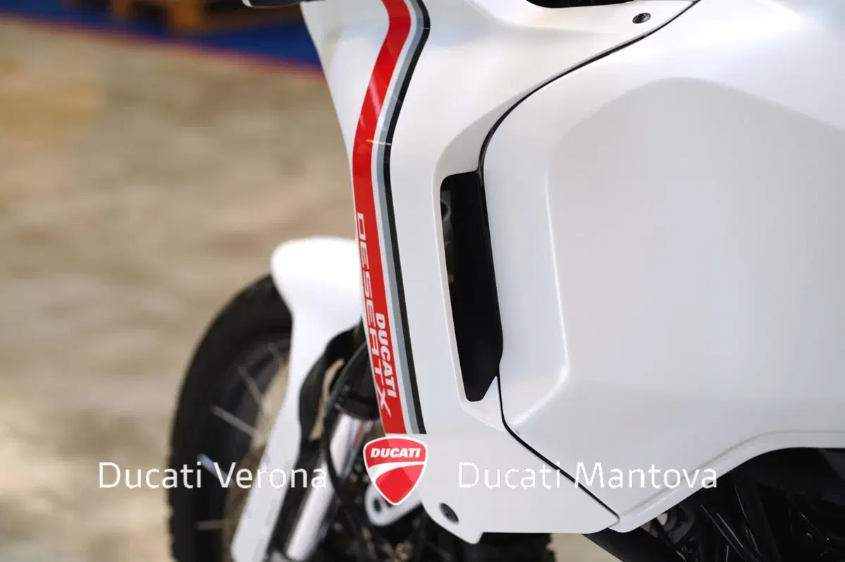Ducati DesertX (2022 - 25) (10)