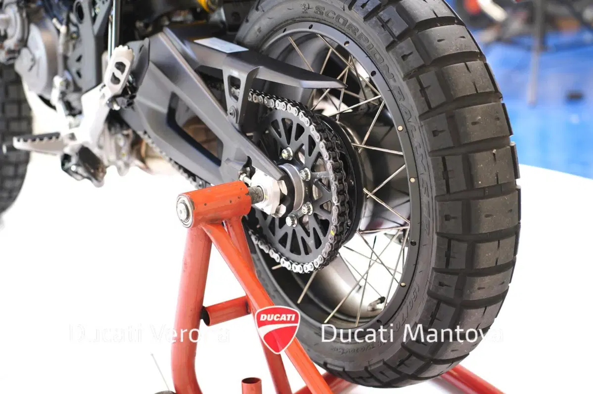 Ducati DesertX (2022 - 25) (13)