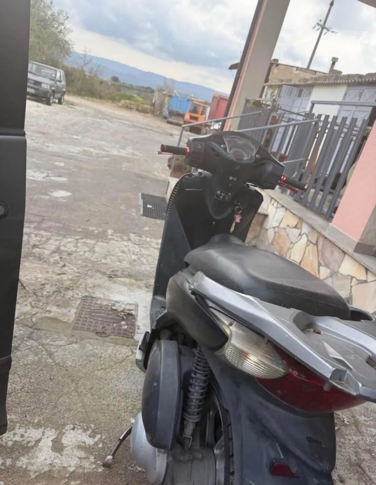 Honda SH 125 i (2009 - 12) (2)