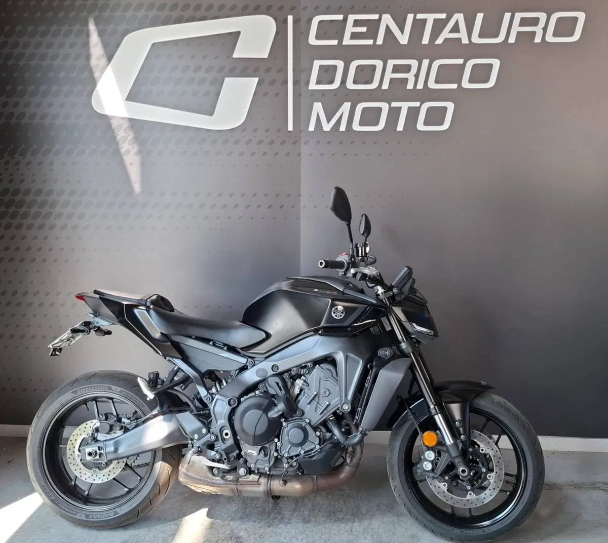 Yamaha MT-09 Y-AMT (2024 - 26)