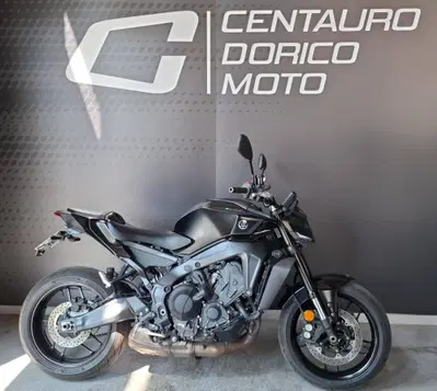 Yamaha MT-09 Y-AMT (2024 - 26) usata