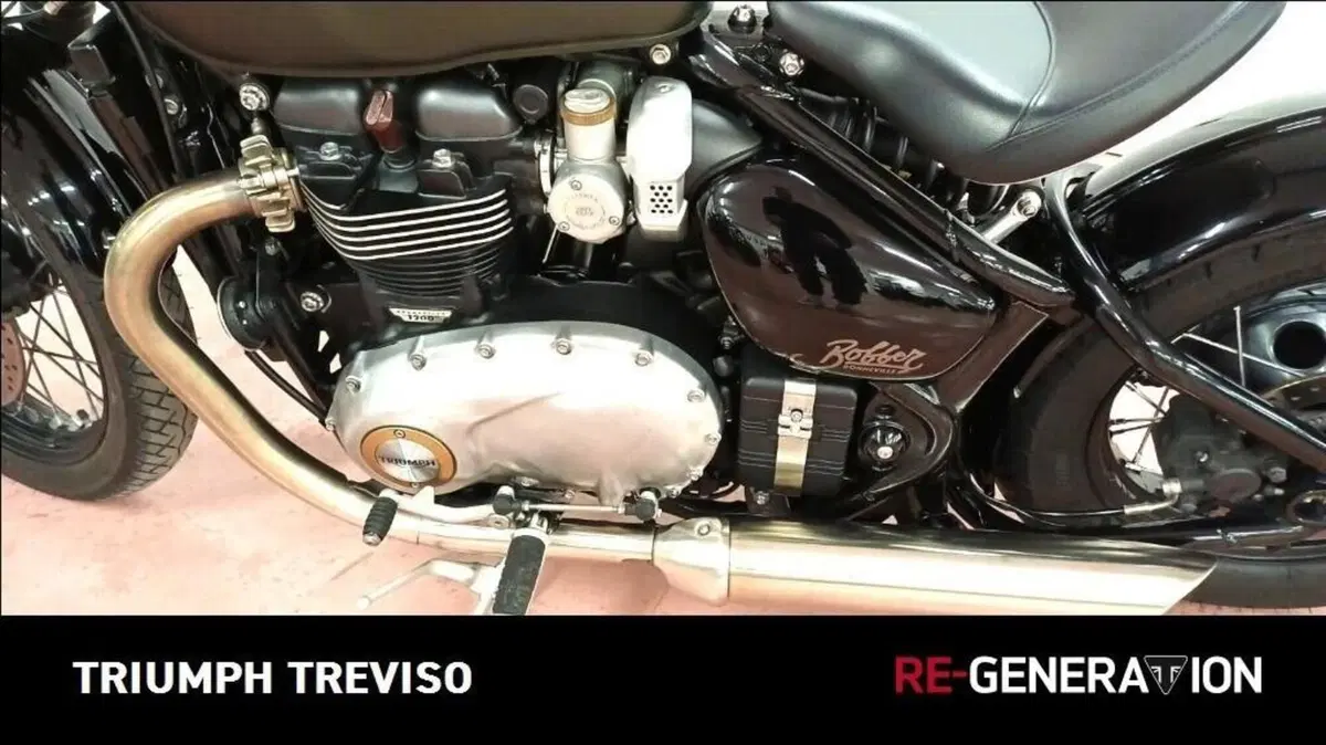 Triumph Bonneville Bobber 1200 (2021 - 25) (5)