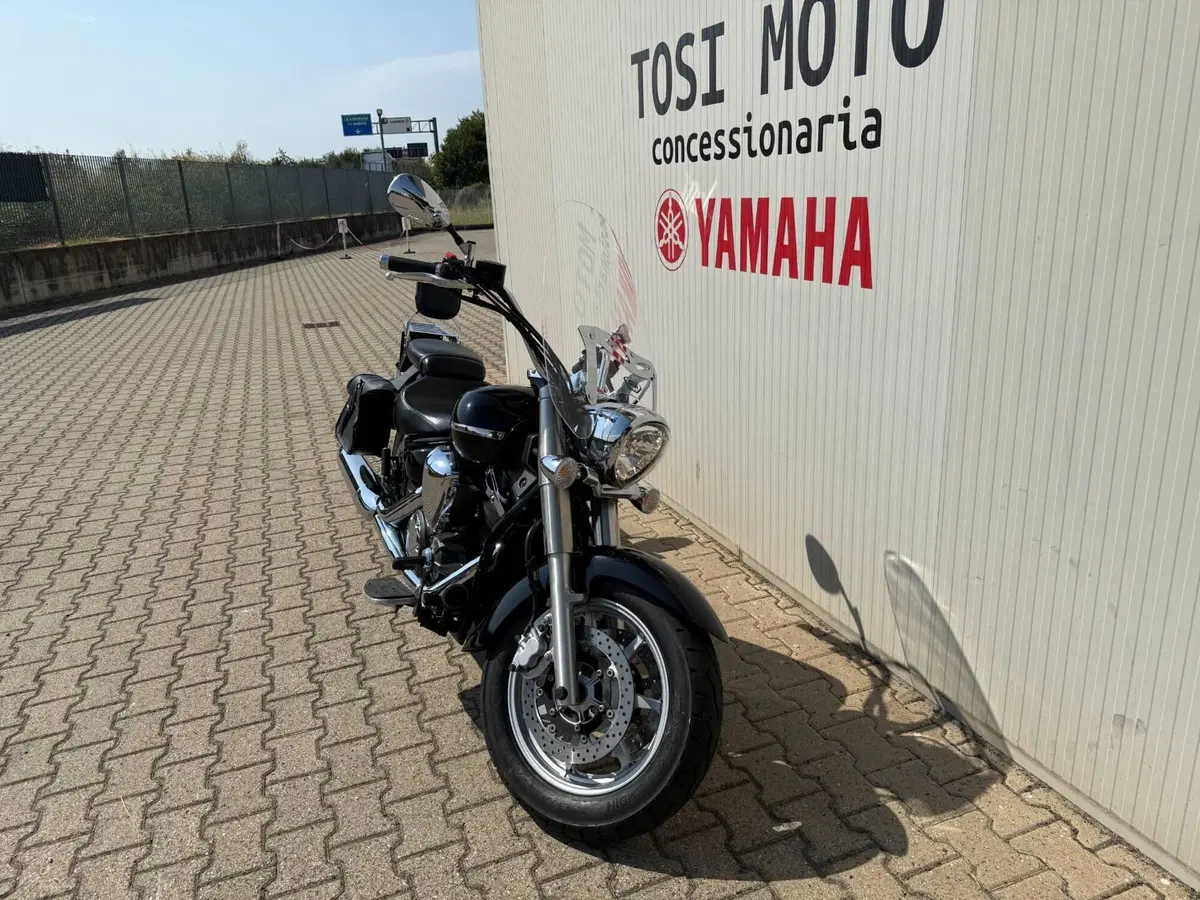 Yamaha XVS 1300 A CFD (2014 - 16) (5)