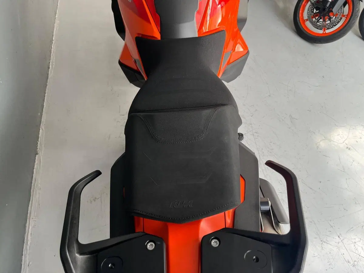 KTM 1290 Super Adventure S (2022 - 25) (7)