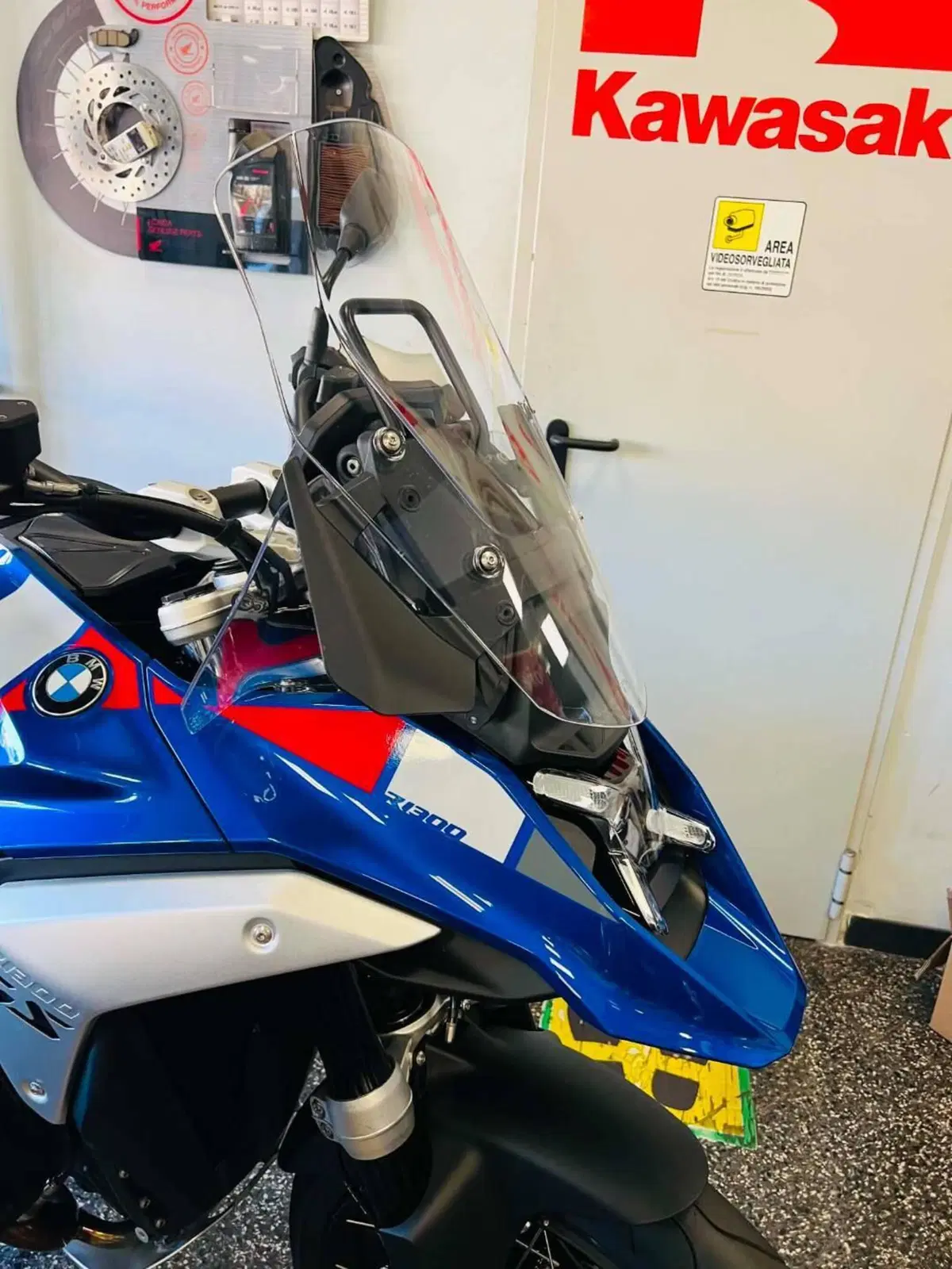 Bmw R 1300 GS (2023 - 26) (4)
