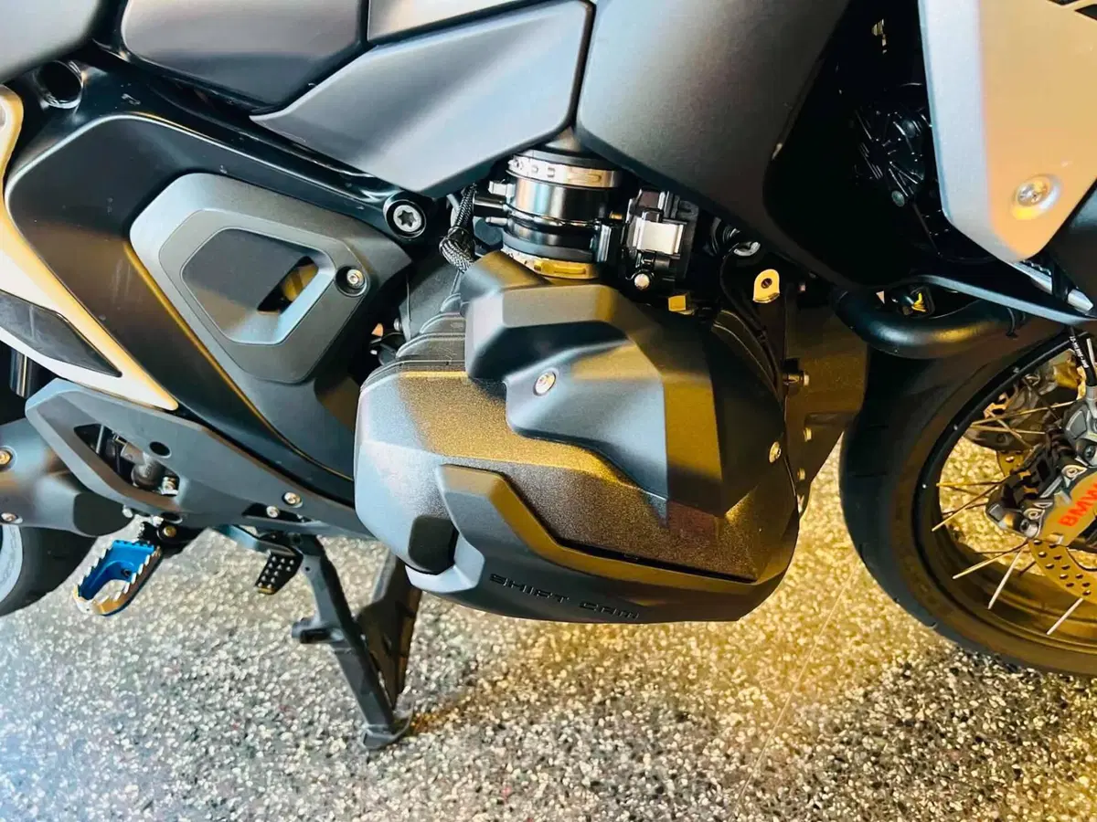 Bmw R 1300 GS (2023 - 26) (10)