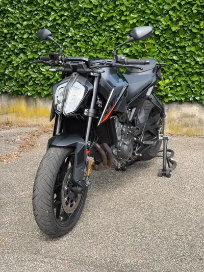 KTM 890 Duke (2021 - 23) usata