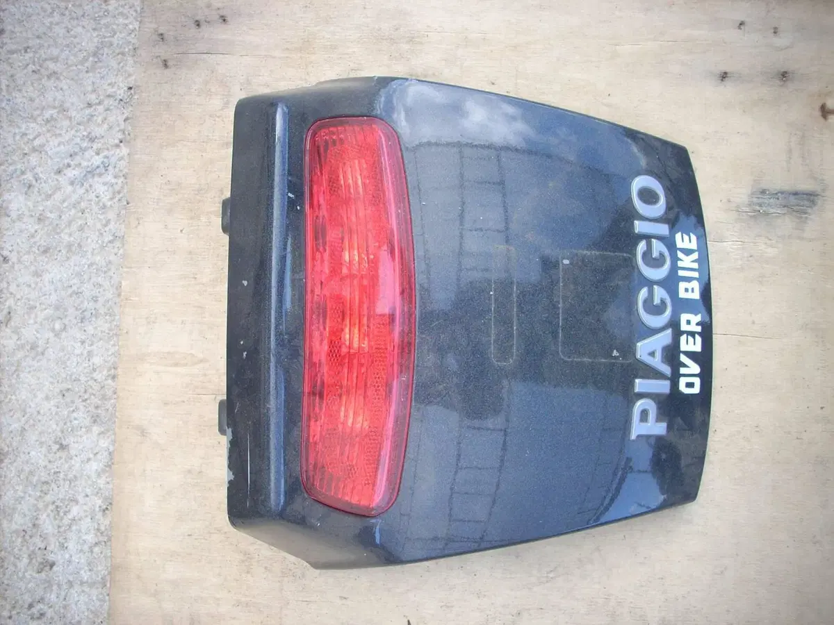 Ricambi Usati Originali Piaggio X9 250 (2000 - 200 (10)