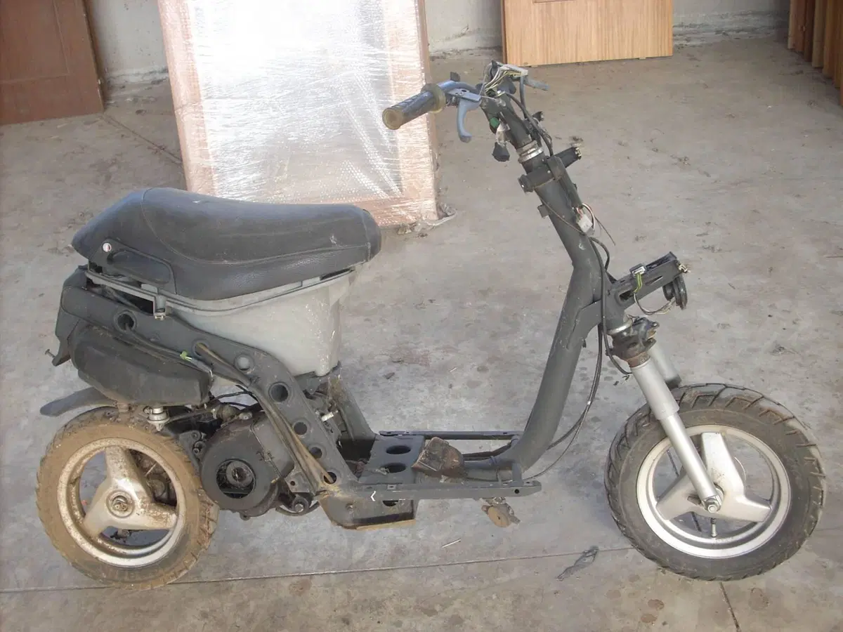Ricambi Usati Originali Piaggio Zip 50 (20)