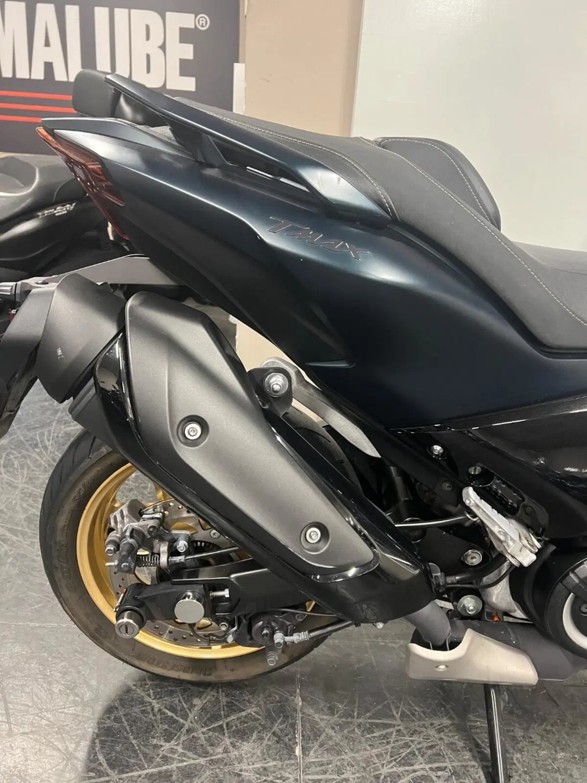 Yamaha T-Max 560 Tech Max (2022 - 24) (5)