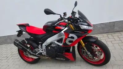 Aprilia Tuono V4 Factory (2021 - 24) usata