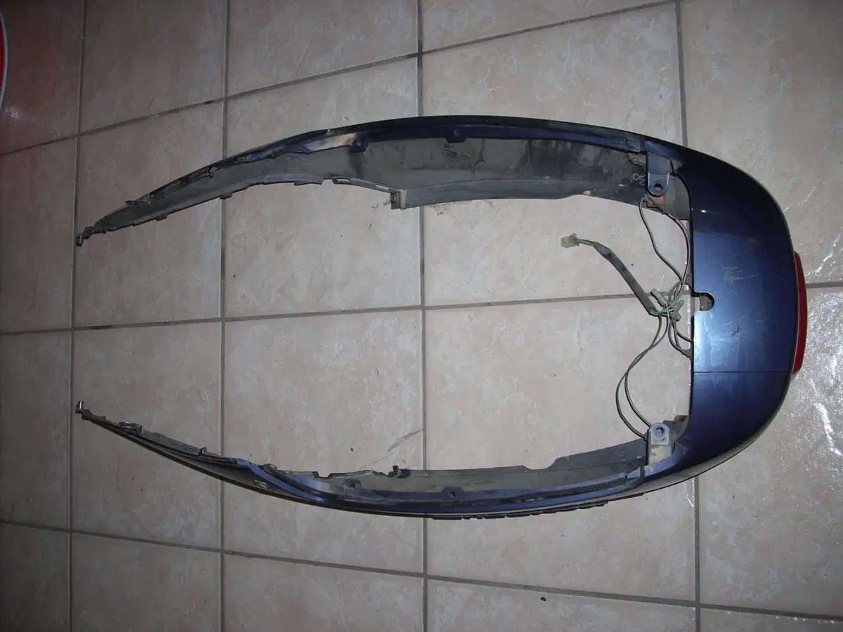 Ricambi Usati Originali Suzuki Burgman 250 (1998 - (7)