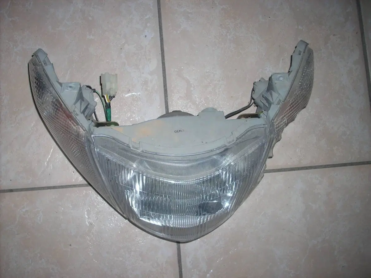 Ricambi Usati Originali Suzuki Burgman 250 (1998 - (11)