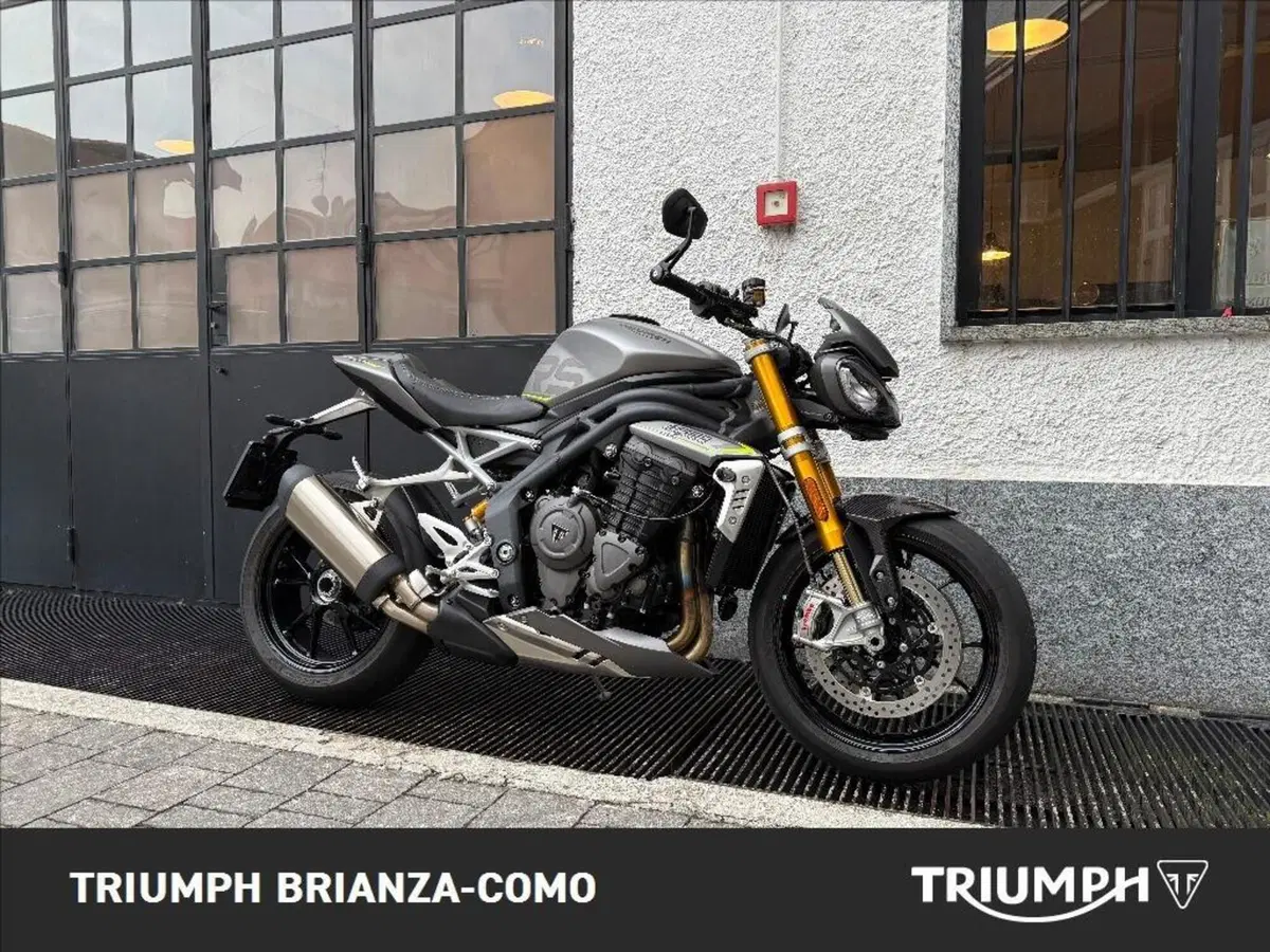 Triumph Speed Triple 1200 RS (2021 - 24) (2)