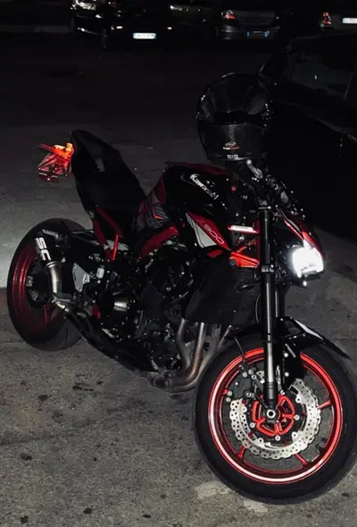 Kawasaki Z 900 (2021 - 24) usata