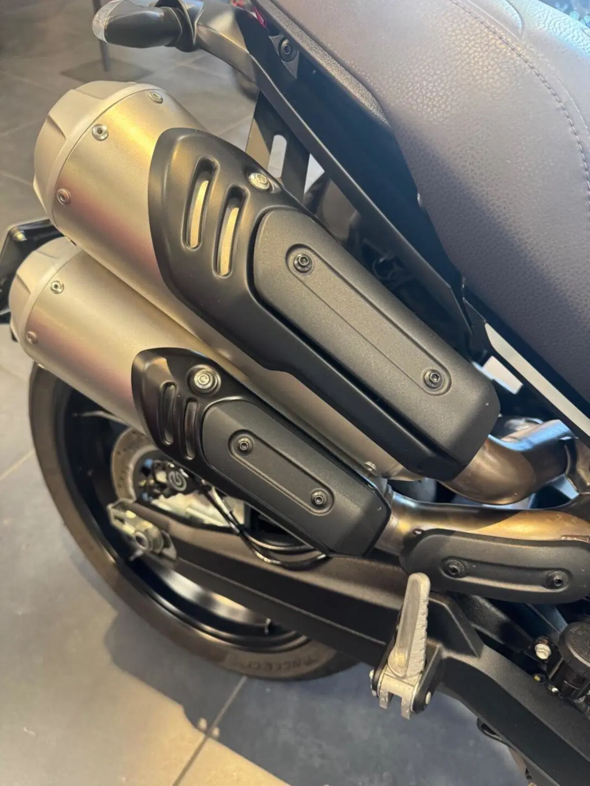 Ducati Scrambler 1100 Sport Pro (2020 - 25) (11)