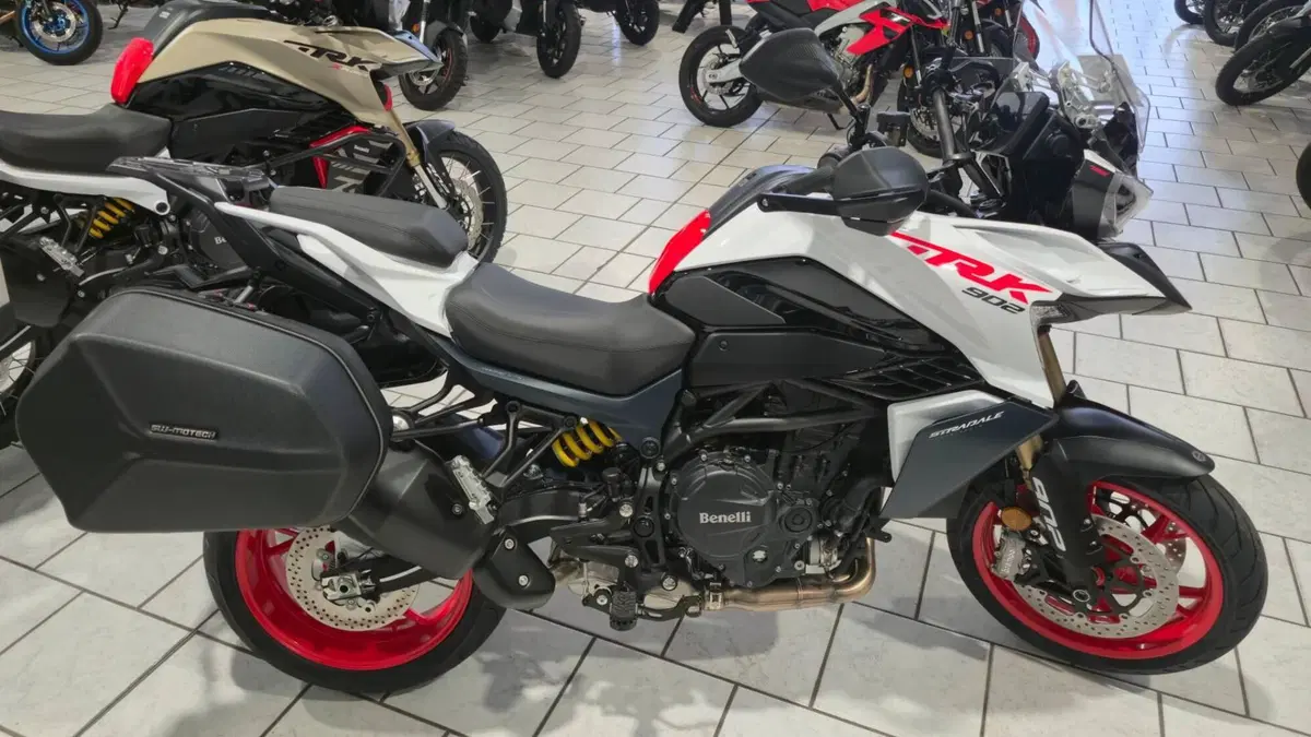 Benelli TRK 902 Stradale (2026) (12)