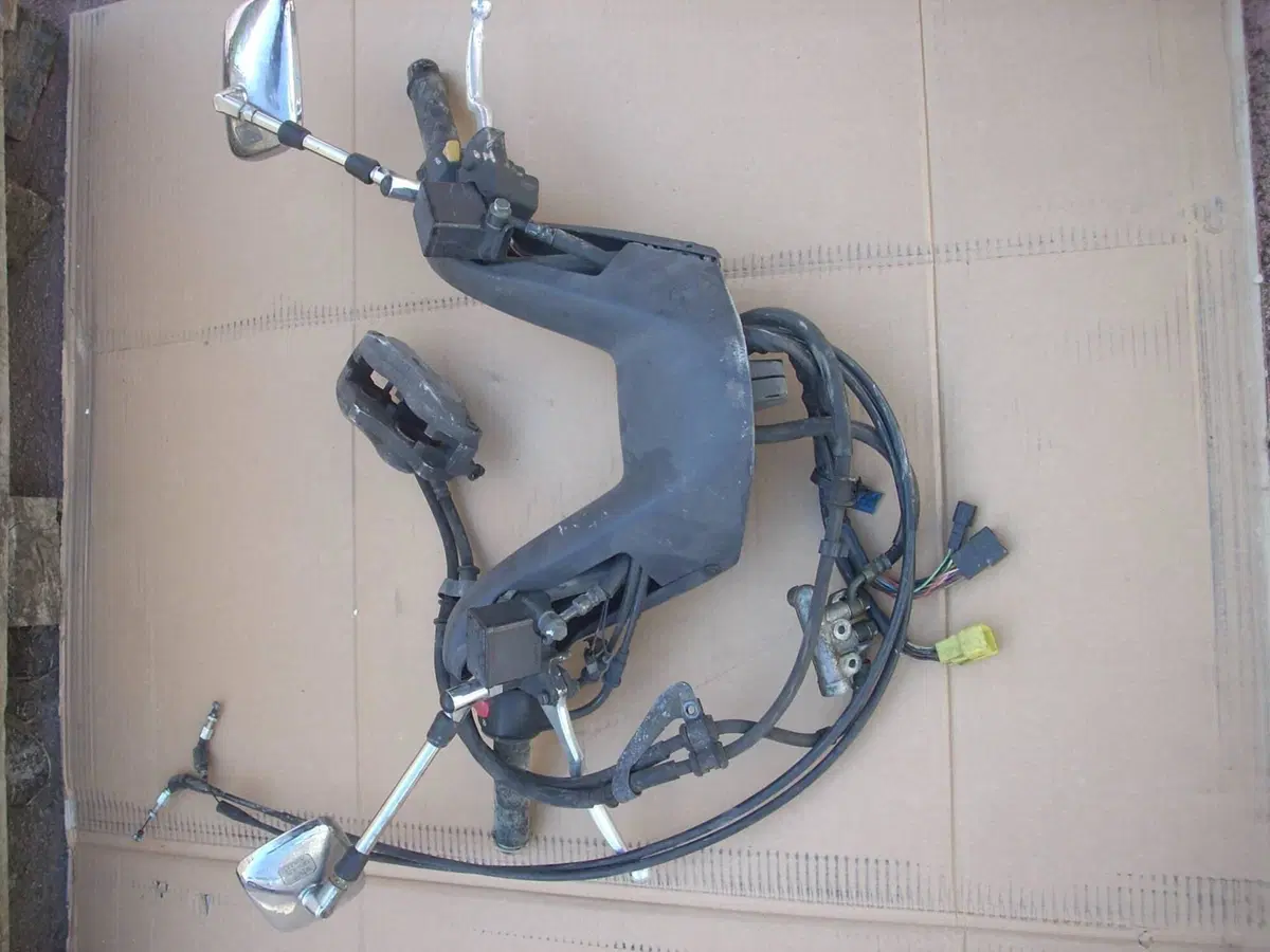 Ricambi Usati Originali Suzuki Burgman 400 K3 (200 (9)