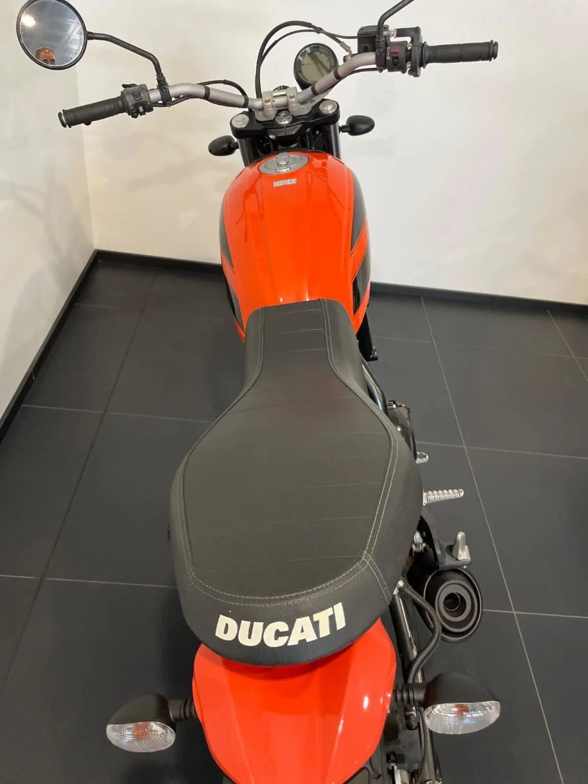 Ducati Scrambler 400 Sixty 2 (2016 - 21) (3)