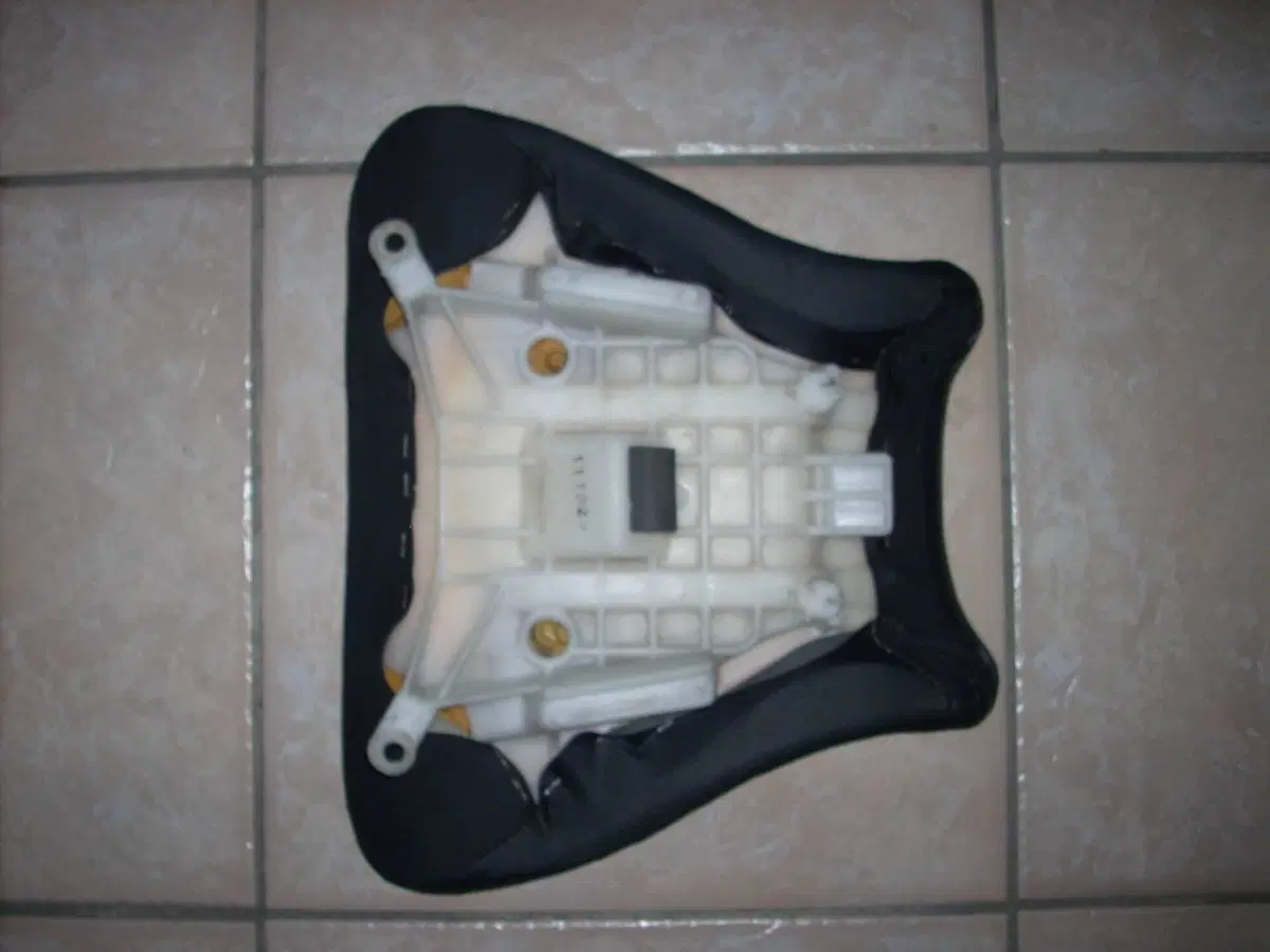 Ricambi Usati Originali Suzuki GSX-R 600 / GSX-R 7 (7)